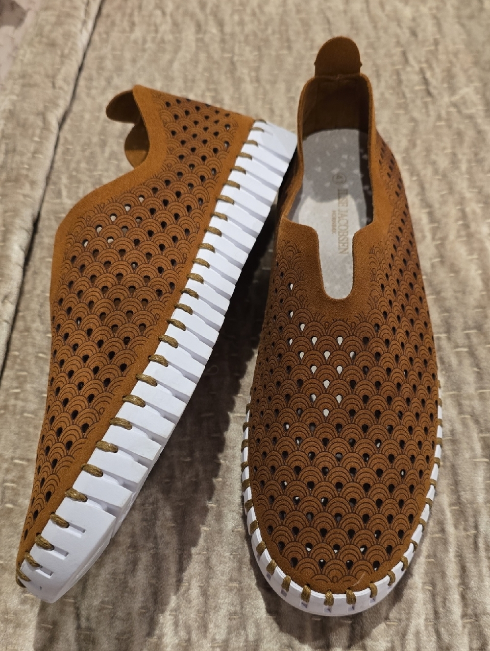 ILSE JACOBSEN HORNBAEK Tulip Slip-ons sneakers.